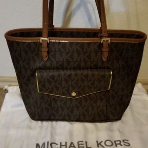 Michael Kors purse
